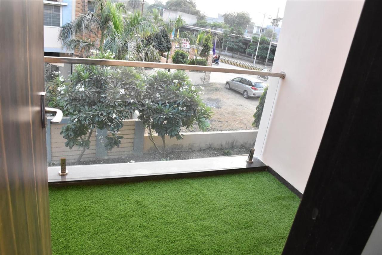 Hotel Shri Sharanam Maheshwar Exteriér fotografie