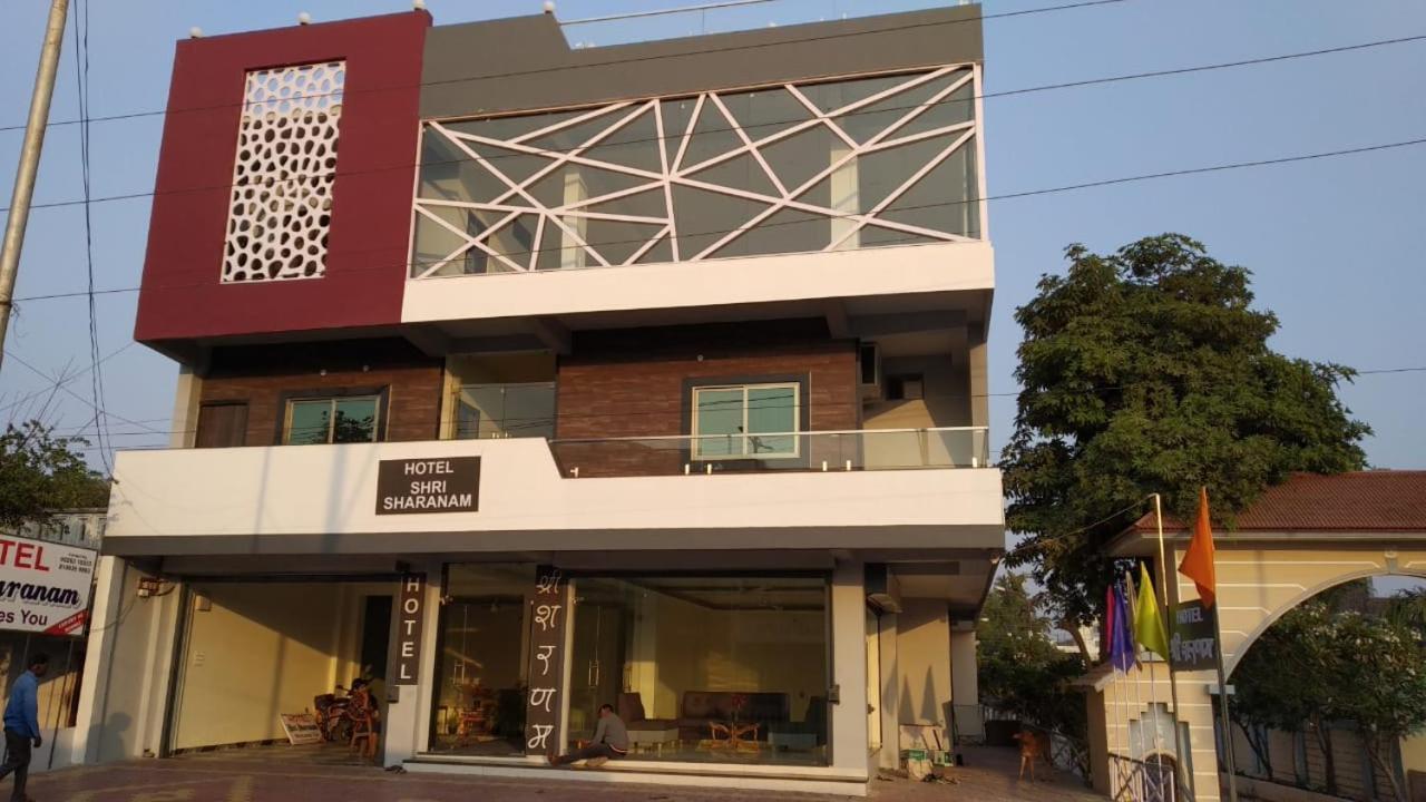 Hotel Shri Sharanam Maheshwar Exteriér fotografie
